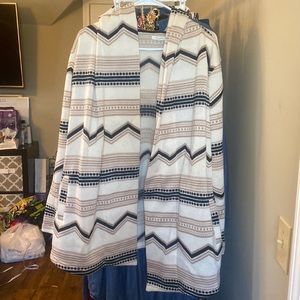Maurice’s tribal print hooded cardigan